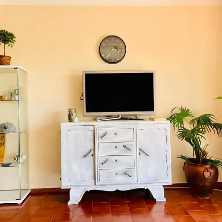 Gasthuis Tiki House Ferrel (Leiria)